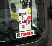 ステッカー 子供が乗っています KIDS IN CAR 車 おしゃれ かっこいい トミカ カーステッカー アメリカン tomica_画像4