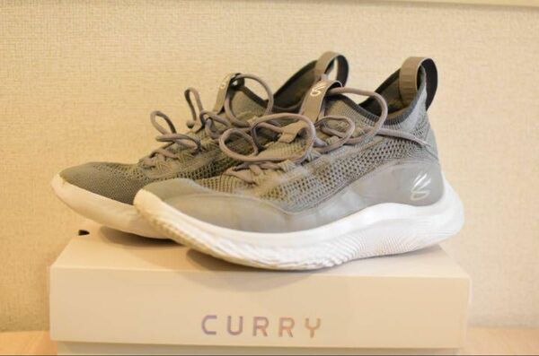 UNDER ARMOR Curry 8 バッシュ