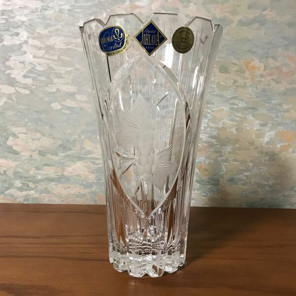 チェコ・ボヘミア クリスタルカットガラス 花入れ 広口花瓶