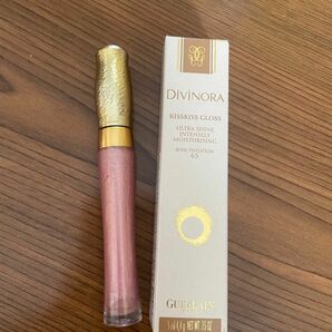 GUERLAIN ゲラン　ディヴィノーラ　キスキス　グロス　N°65