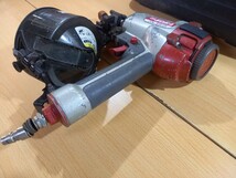 MAX　マックス　コイルネイラ　COIL NAILER 505A エアーツール　大工道具　釘打ち機_画像4