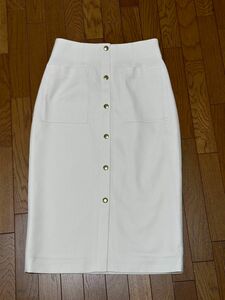 【美品】ノーリーズ　ロングタイトスカート　ホワイト