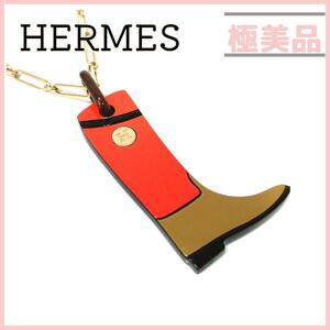 エルメス バッファローホーン カヴァリエ ネックレス ペンダント ブーツ オレンジ アミュレット HERMES ゴールド