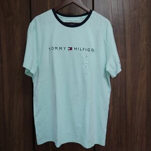 【未使用品】トミー・ヒルフィガーTシャツ 半袖Tシャツ 半袖 ロゴ TOMMY HILFIGER