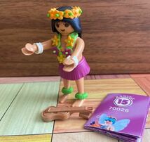 新品プレイモービル figures シリーズ　フラダンサー　ハワイアン　タヒチアン　playmobil yoru_画像1