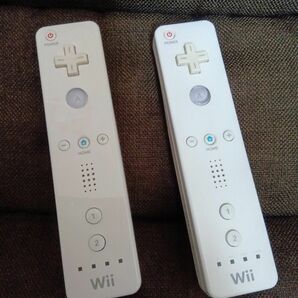 Nintendo　Wii/WiiU用 リモコンセット（美品）