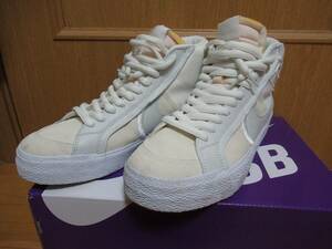 SB ZOOM BLAZER MID PREMIUM PLUS DV5468