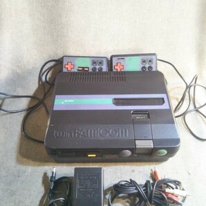 SHARP TWIN FAMICOM シャープ ツインファミコン AN-505-BK 通電確認 現状品 純正アダプタ付きの画像1