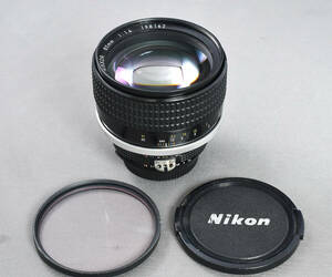 ニコン Ai Nikkor 85mm F1.4S