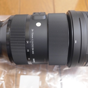 ☆未使用に近い SIGMA Sony E マウント レンズ 24-70mm F2.8 DG DN ズーム 標準 フルサイズ Artミラーレス Exusフィルター付き 中古の画像4