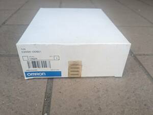 OMRON PLC C200H-OD501　新品