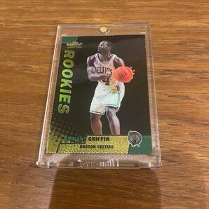 RC ゴールドリフラクター gold refractor topps finest adrian griffin Boston Celtics NBA カードの画像1