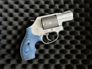 Hogue ホーグ S&W Jフレーム用 G-10グリップ G-MASCUS BLUE LAVA #61668 M360 などに