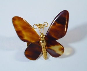 фbook@ tortoise shell butterfly brooch ф tortoise shell 