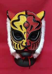  Professional Wrestling маска / 2 . легенда модель / первое поколение / маска / золотой красный ./ новый elas ламе ткань / натуральная кожа эмаль черный / Tiger Mask / 2 -слойный ткань ( внутри сторона белый сетка использование )