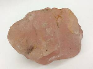 ＃1053　水晶原石 ローズクォーツ ピンク インテリア パワーストーン 天然石 高さ約8㎝ 横幅約11㎝