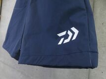 9240b16◆防水加工◆DAIWA ダイワ レインパンツ ショートパンツ L/フィッシングパンツ/ジャケット/ベスト/雨具/ハーフパンツ/竿/リール_画像3