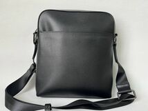 コーチ COACH ショルダーバッグ 斜め掛け メンズバッグ レザー ブラック 保存袋付き 新品未使用_画像2