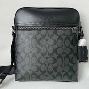 コーチ COACH アウトレット ショルダーバッグ メンズバッグ レザー ブラック 保存袋付き 新品未使用の画像1