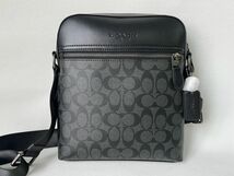 コーチ COACH アウトレット ショルダーバッグ メンズバッグ レザー ブラック 保存袋付き 新品未使用_画像1