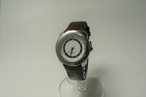 ベネトン BENETTON クオーツ 腕時計 ヴィンテージ by BULOVA 稼働品 ブラウン、シルバー、ホワイト系