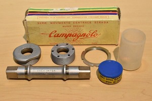 カンパニョーロ Campagnolo 【未使用】ボトムブラケット SQ NUOVO RECORD