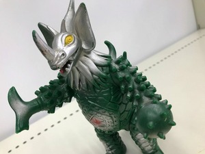 期間限定セール バンダイ BANDAI ソフビ ウルトラコレクション 暴君怪獣 タイラント