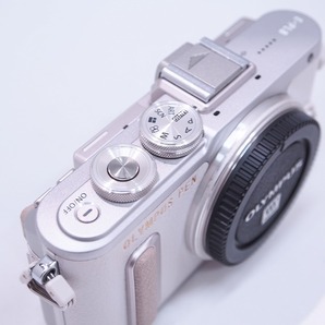 期間限定セール OLYMPUS ミラーレスカメラWレンズキット E-PL8の画像5