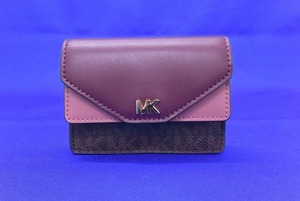 マイケルコース MICHAEL KORS 超極美品 ＭＫカードホルダー 二つ折りケース名刺入れ マチあり横型コンパクト 32H8GF6D0B