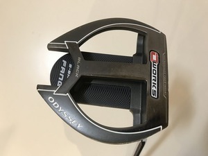 オデッセイ ODYSSEY 【並品】右用パター O-WORKS BLACK 2-BALL FANG