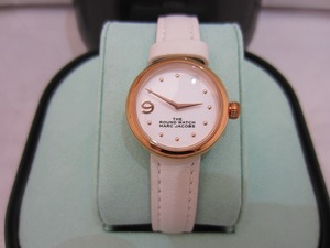 マークジェイコブス MARC JACOBS THE ROUND WATCH ホワイト