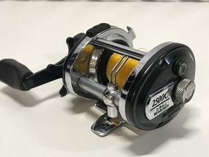 ダイワ DAIWA 【並品】ミリオネア2500C