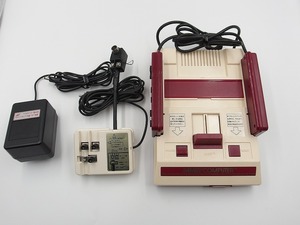 期間限定セール ニンテンドー Nintendo ファミリーコンピュータ HVC-001