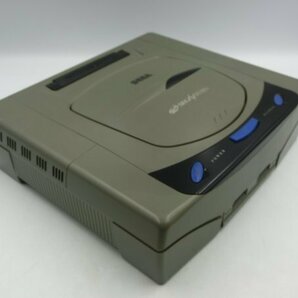 【中古現状品・通電確認済】 SEGA セガ セガサターン HST-0004 ゲーム機 本体 コントローラ 箱付き 1FA2-T100-4MA591の画像5