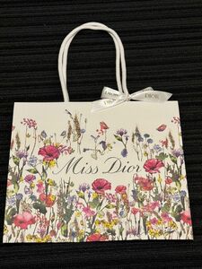 Dior ディオール　ショッパー　紙袋　ショップ袋　リボン　ミスディオール　新品　未使用　限定　ギフト