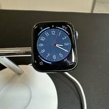 【中古品】Apple Watch Series 6 GPS + Cellular アルミニウム 44mm　32GB　バッテリー88％　即決あり！スペースグレーアルミニウム_画像1