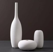 3つセット 白いシンプルな花瓶 お花 花瓶 セラミック シンプル 置物 小物 インテリア オブジェ 装飾_画像1