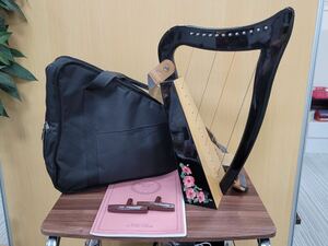 △GraceHarp ベイビーハープ ハイビスカス 12弦 小型 ハープ ストラップ・楽譜・収納袋付き(KS4-121)