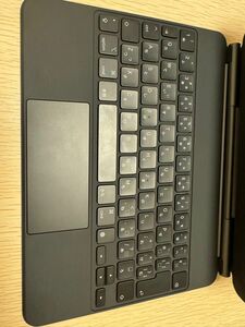ジャンク品　MXQT2J/A iPad Magic Keyboard 11インチ 日本語 マジックキーボード 