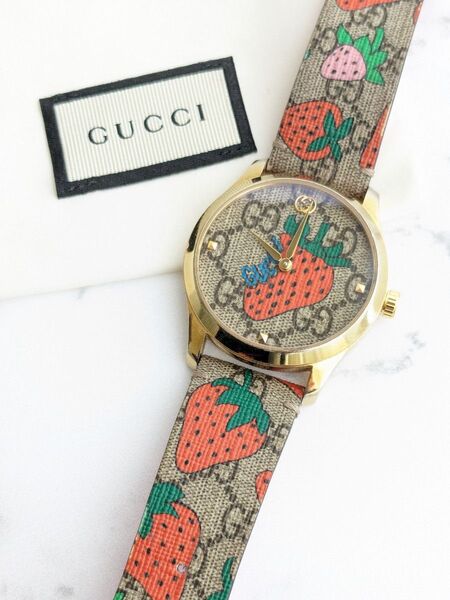 稼働品 グッチ GUCCI ストロベリー 苺 ボーイズ Gタイムレス クオーツ