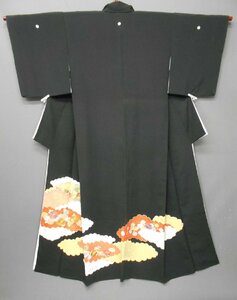 黒留袖 [A21349] 花 身丈159cm 裄丈63cm 袖丈47cm 和服 衣装 リメイク 古着 リサイクル着物