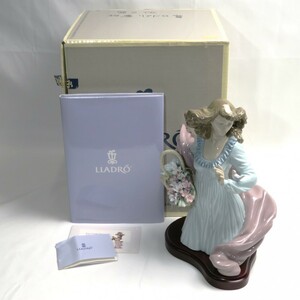 1円〜 Lladro リヤドロ 6252 「Nature's Beauty/花と少女」フィギュリン 箱付 y273-2621203【Y商品】