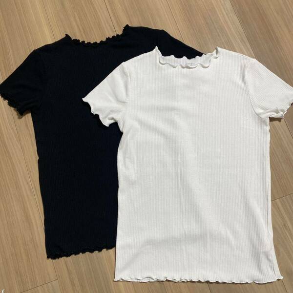150サイズ　半袖Tシャツ ２枚セットまとめ売り　黒白