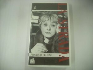 ■ VHS フェデリコ・フェリーニ監督 「道」 株式会社アイ・ヴィー・シー IVCV-64005 ジュリエッタマシーナ アンソニークイン ◇r60405