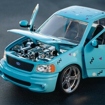 JADA TOYS 1:24 I LOVE THE 1990's 1999 FORD F-150 SVT LIGHTNING ミニカー_画像10