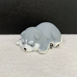 寝ころび(シルバーハスキー)「ぽちゃ犬」シベリアンハスキー　フィギュア★サイズ約4.5cm〈wo