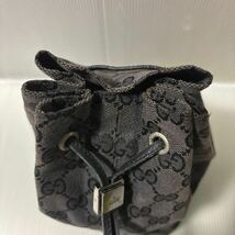 GUCCI グッチ GGキャンバス 巾着ポーチ 小物入れ 13cm×13cm×高さ19.5cm ブラック バッグ _画像4