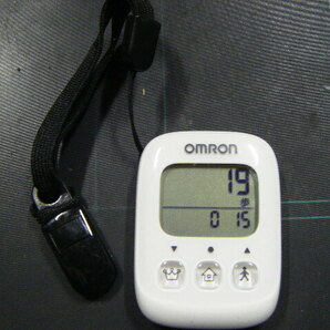 オムロン OMRON 歩数計 万歩計HJ-325 の画像1