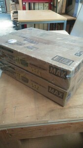 マックス Max フラットコイルネイル　　　65mm 2箱セット　外箱に傷みあり。