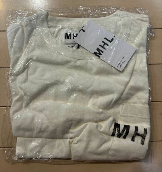 【新品】MHL Tシャツ